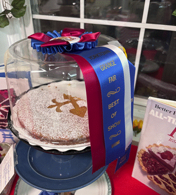 Baking contest display